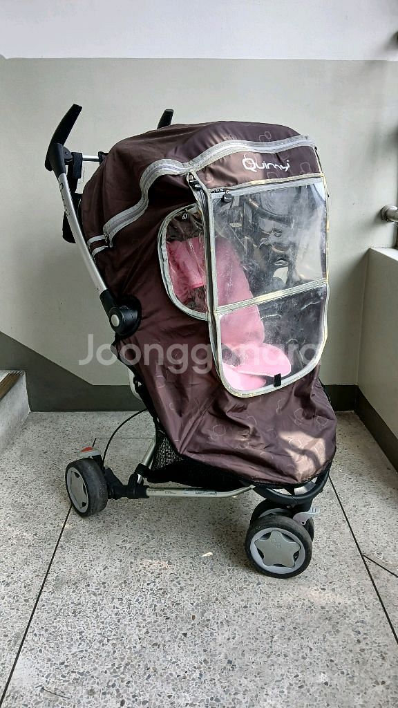 캐나다산 최고급 명품 초경량 유모차 퀴니. 사진처럼 정--3