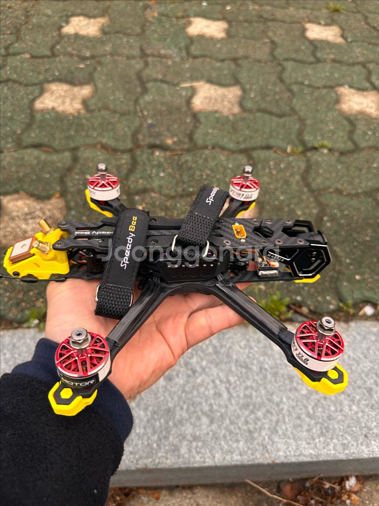 fpv 드론 speedy bee master5 팝니다.--2