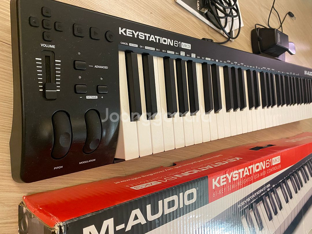 M-AUDIO Keystation 61 MK3 엠오디오--1