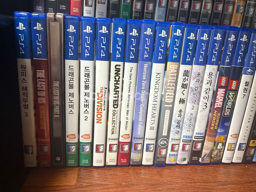 PS4(플스4) CD 팝니다.--0