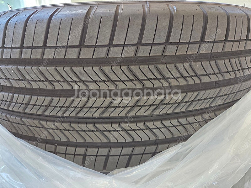 미쉐린 Primacy 타이어 235/55R19--4