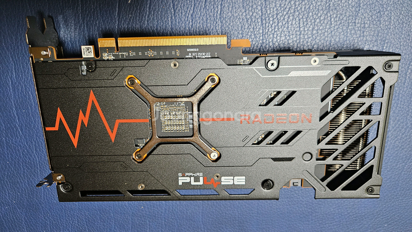 사파이어 RX7600 8GB--1