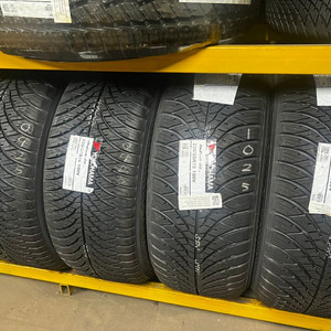 요코하마 BluEarth 4s 235/55R18 타이어