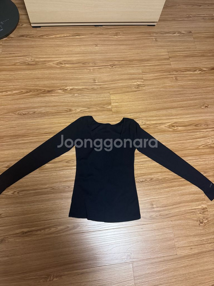 안다르 스퀘어넥 롱슬리브--0