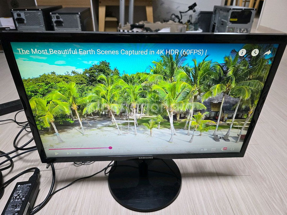 엘지 LG 32인치,24인치 LED 모니터/본체--8