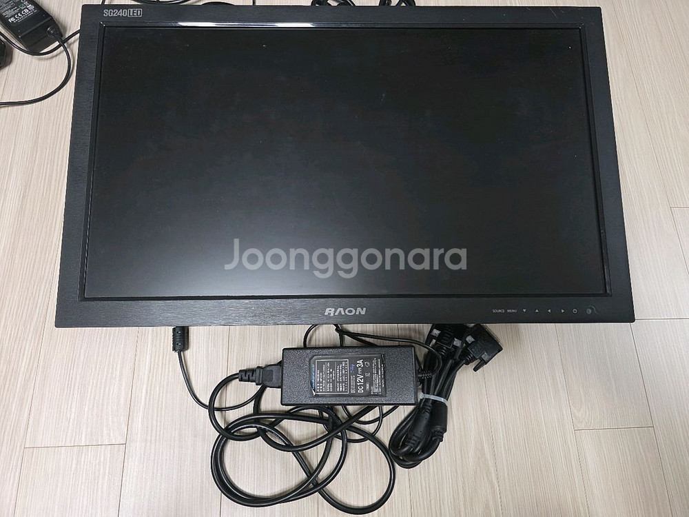 엘지 LG 32인치,24인치 LED 모니터/본체--9
