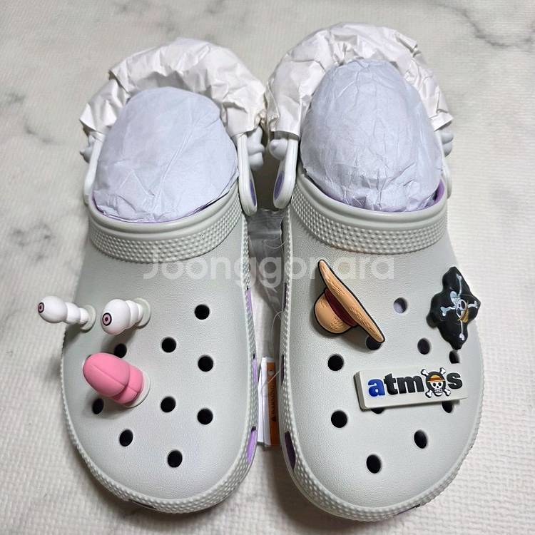 일본한정 원피스 아트모스콜라보 크록스(정품)--3