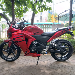 혼다 CBR250R