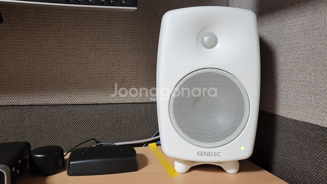 제네렉(Genelec) 8330a 화이트 1조(2개)--3