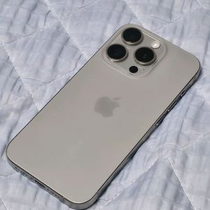 아이폰15프로 256GB 내추럴 티타늄