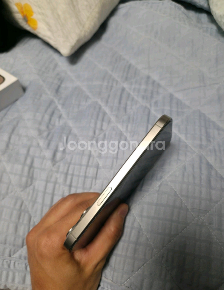아이폰15프로 256GB 내추럴 티타늄--5