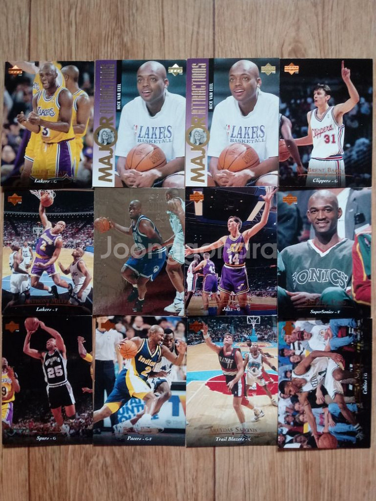 35년전 NBA농구카드.12장일괄.단순 개봉만--2