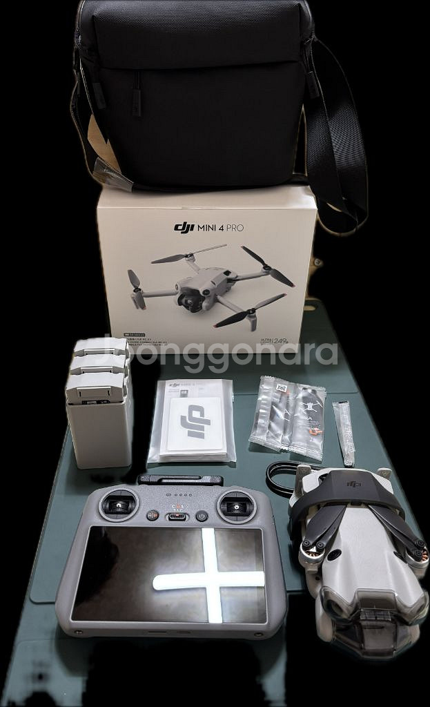 dJI MINI 4 PRO 플라이 모어 콤보 (RC2)--1
