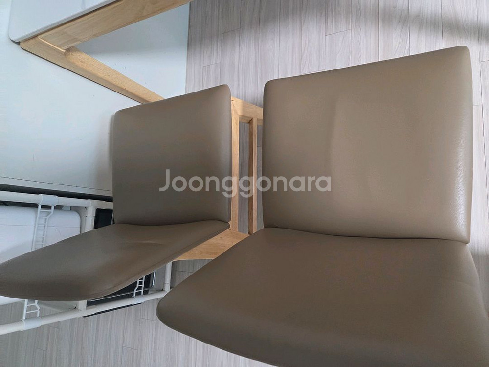 로포텐 식탁 세트--3