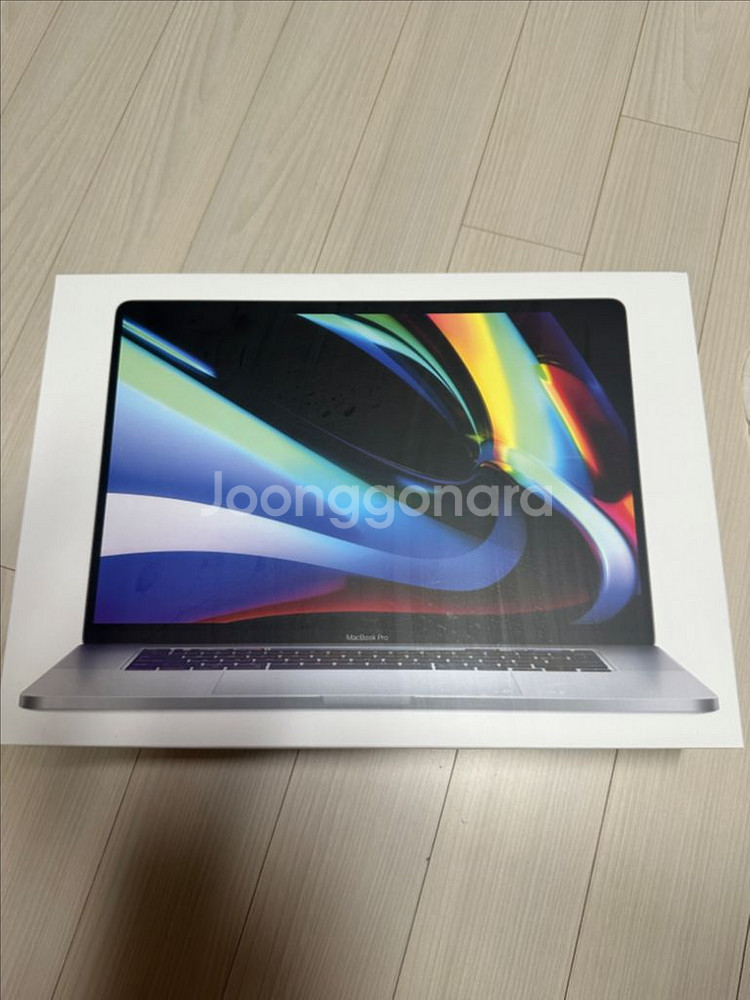 맥북 프로 16인치 i7 16GB 512GB 2019--5