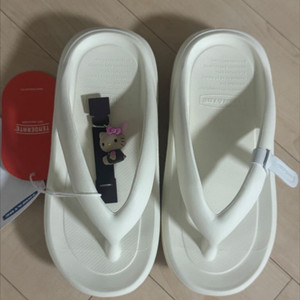 새상품 토앤토 키티 240