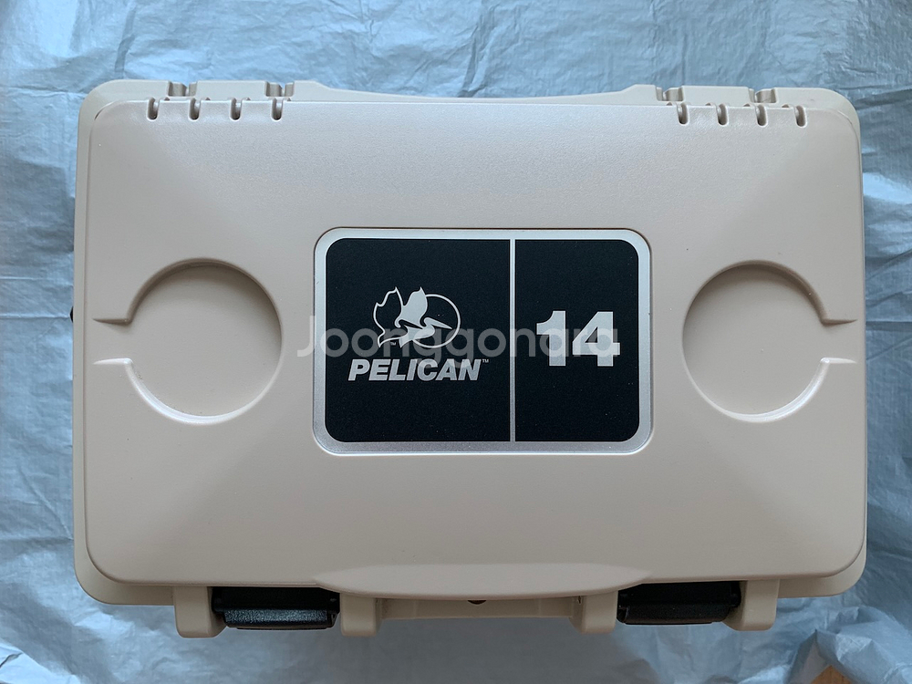 펠리칸 아이스박스 14QT 탄화이트--0
