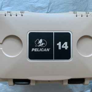 펠리칸 아이스박스 14QT 탄화이트