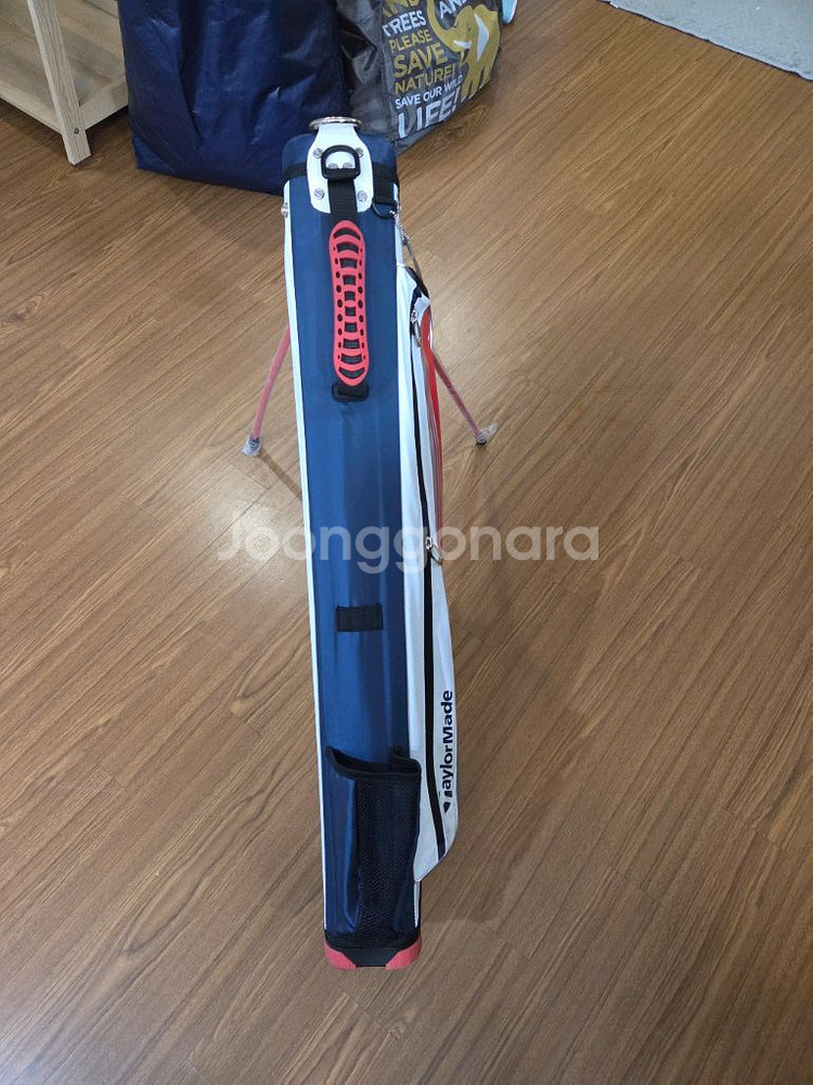 테일러메이드 파3용 스탠드백--1