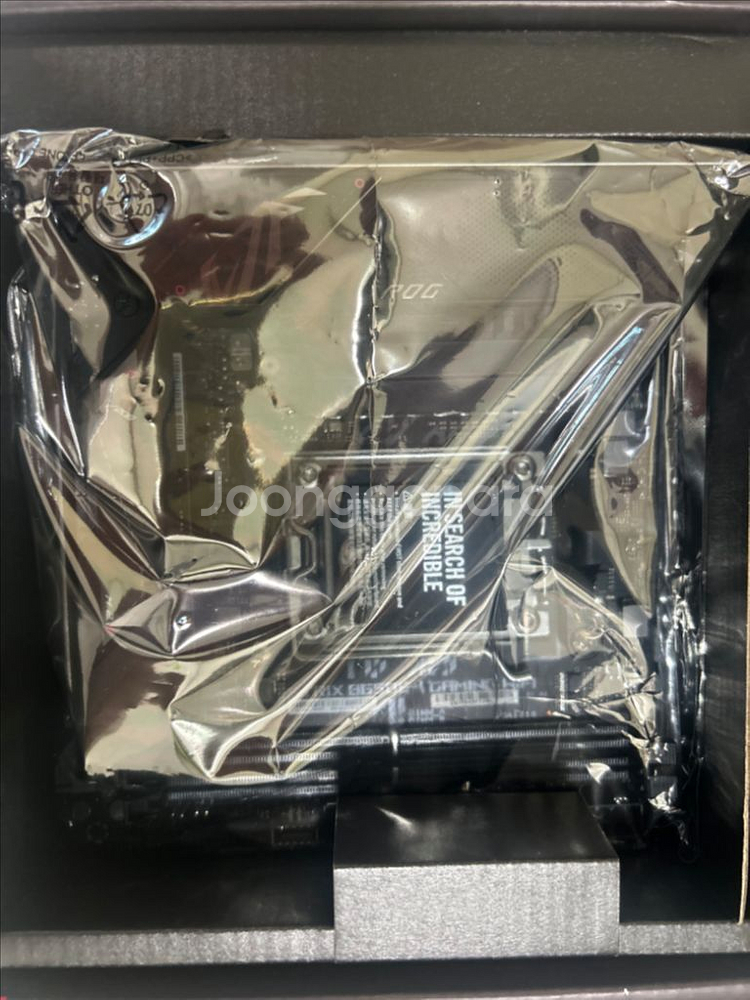 ASUS B650E-I Rog Strix--1