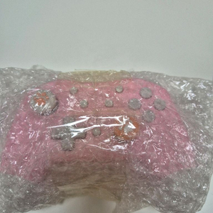 핑크색 게임 컨트롤러