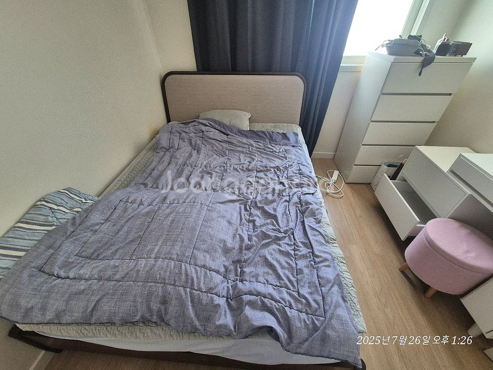 까사미아 퀸사이즈 침대 루카 모델--1