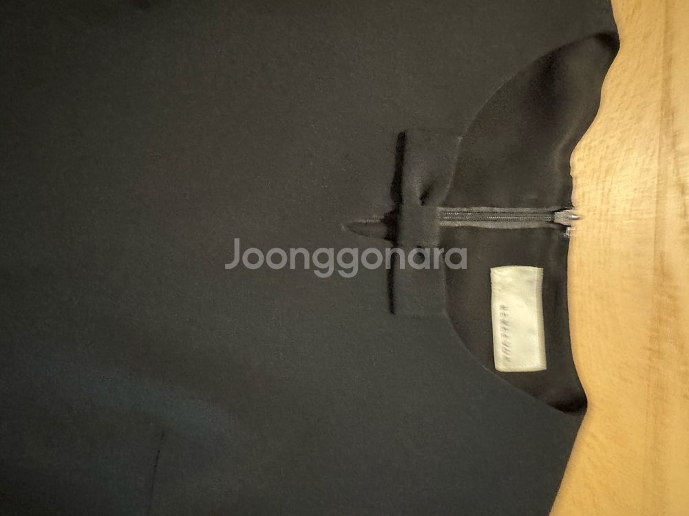 레니본 정품 55 검정 여성 블라우스 진주디테일--2