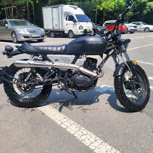 부캐너125 22년식 107km 신차급 컨디션