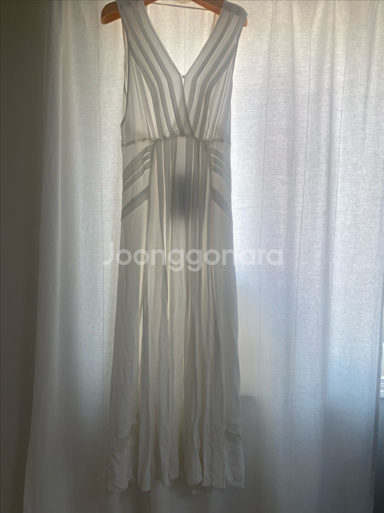 [새상품] Reiss Marcella 화이트 롱 원피스--0