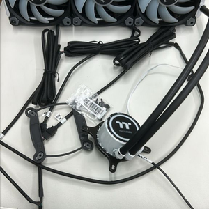 써멀테이크 water 3.0 argb 3열 수냉쿨러