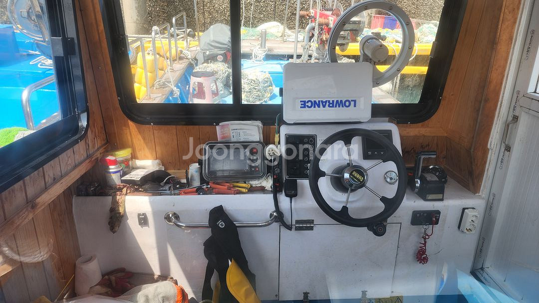 충남/ 2.86톤/ 연안자망/ 8,500만원/ 중고어선--4