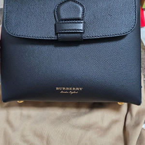 버버리 캠벌리 하우스체크 토트백