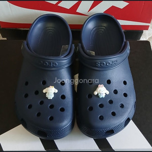 크록스230 미착용새상품 클래식클로그 지비츠 포