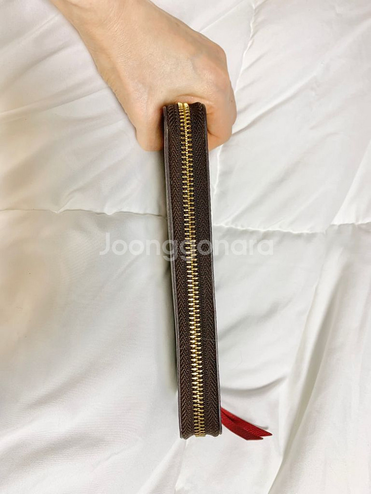 정품ㅡ루이비통 클레망스 월릿 지퍼돌이 장지갑/상태최상--3