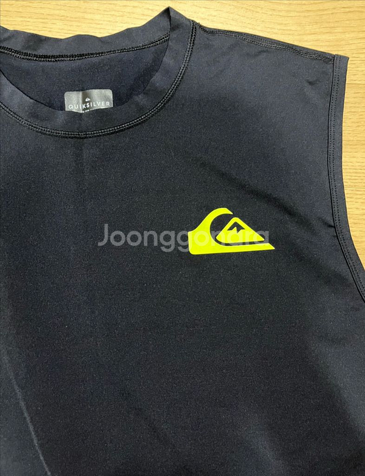 퀵실버 래쉬가드 XL--2