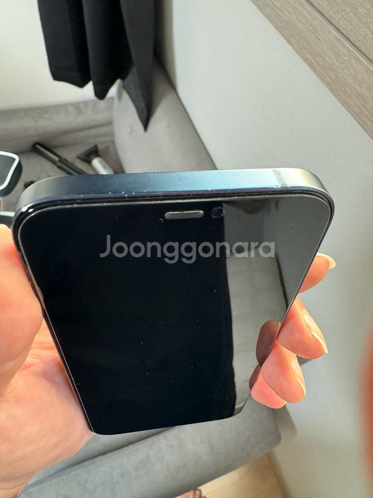 아이폰12블랙 64기가팝니다--1