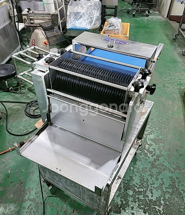 중고세절기/탕수육세절기/고기세절기판매합니다--7