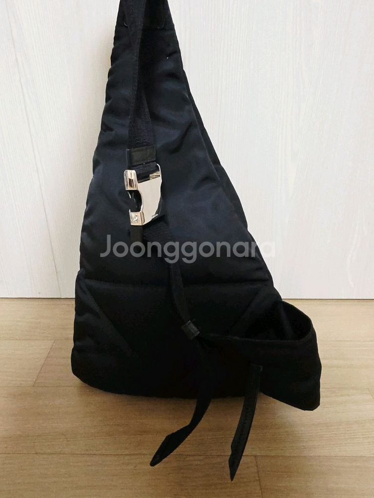 프라다 리나일론 힙쎅 남녀공용--2