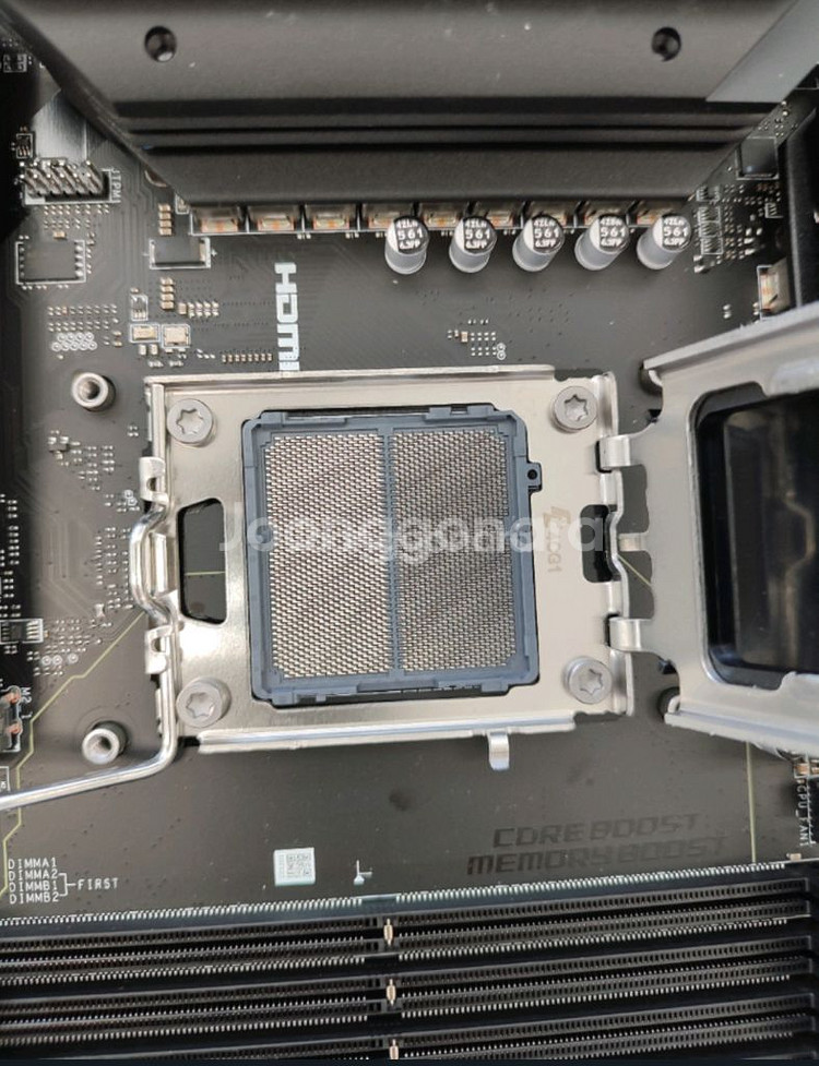 MSI MAG B650 토마호크 WIFI--1