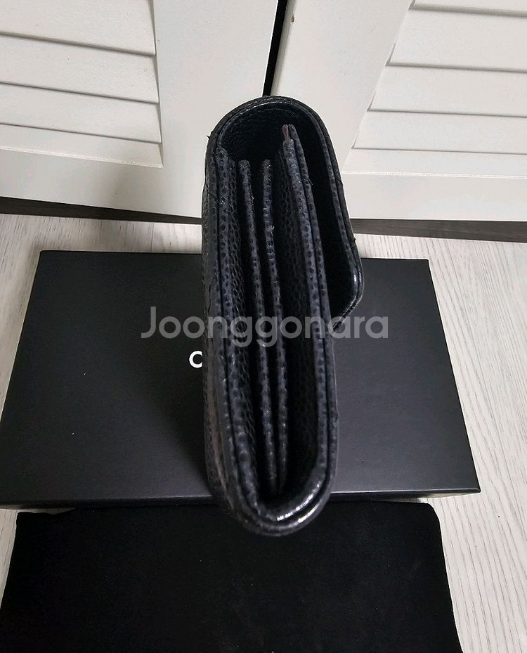 정품 샤넬 은장 캐비어 장지갑 (19번대)--5