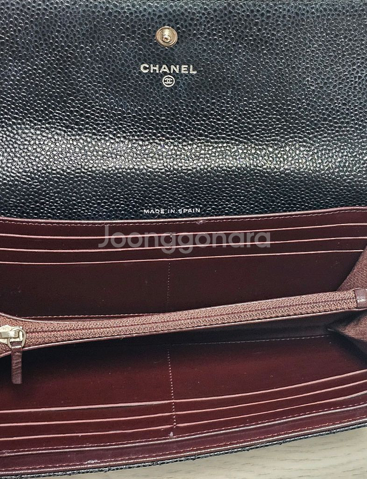 정품 샤넬 은장 캐비어 장지갑 (19번대)--6