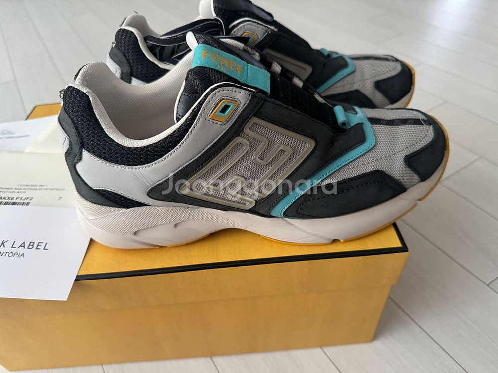 펜디 신발 스니커즈 패스터 트레이너--3