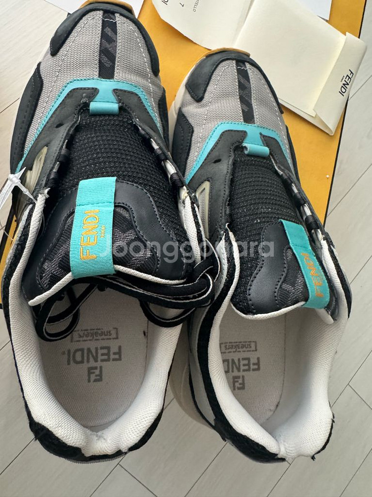 펜디 신발 스니커즈 패스터 트레이너--2