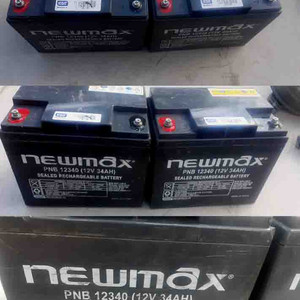 NEWMAX DC12VOLT 34AMP 밧데리