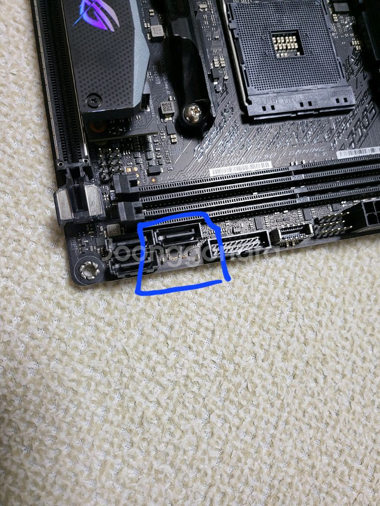 asus b550i rogstrix--0