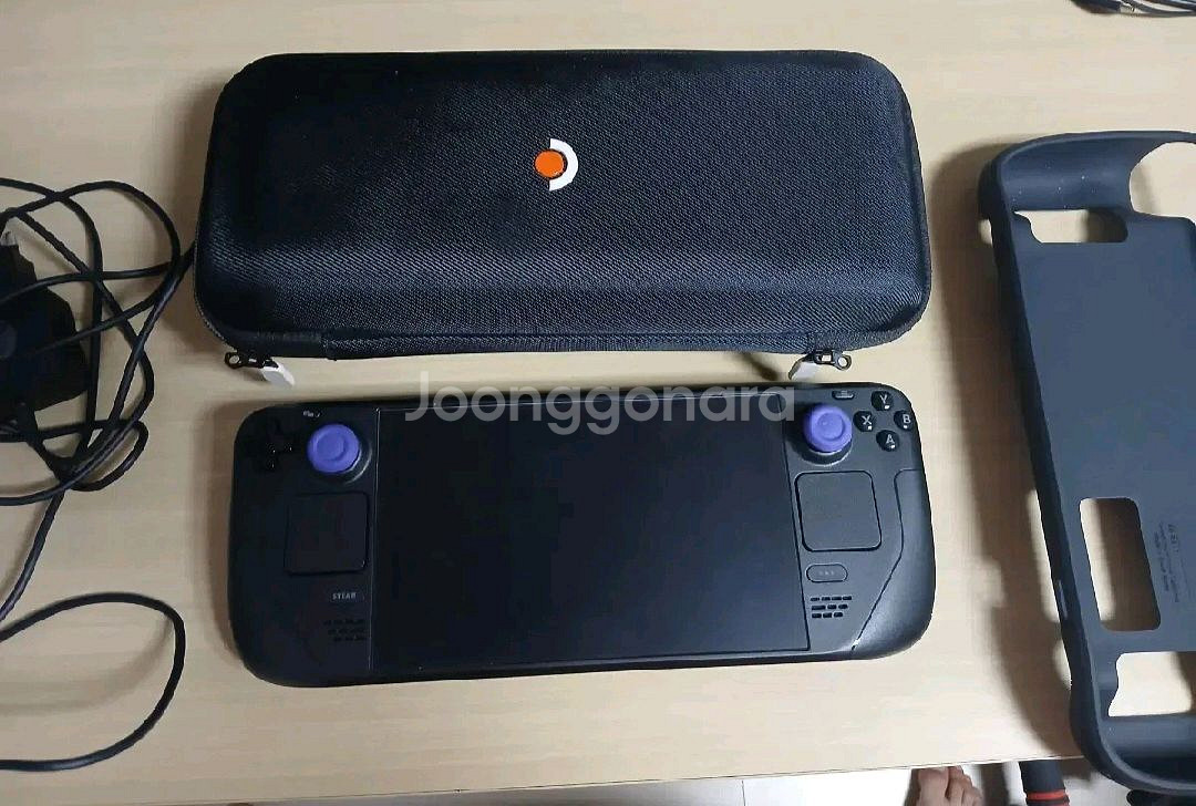 스팀덱 oled 512 GB급처합니다 거의새거--1