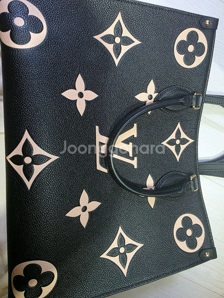 루이비통 온더고 MM 앙프렝뜨--3