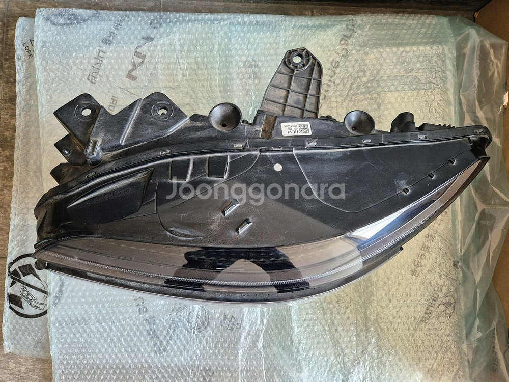 GV70 헤드라이트 LH 92101 AR200--2