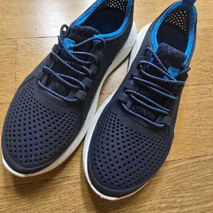 크록스j2(210)
