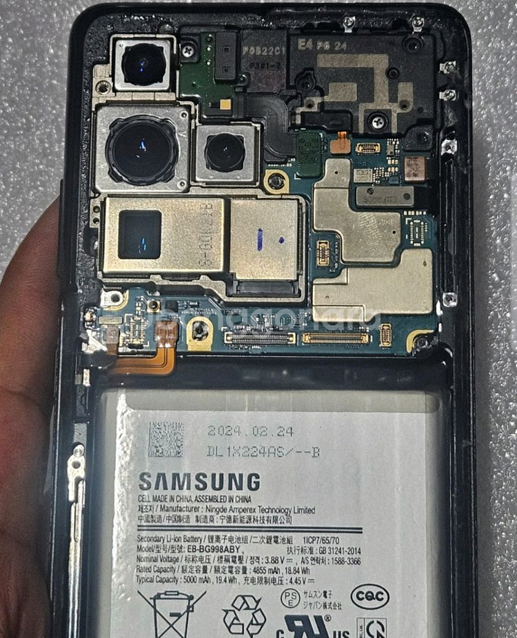 갤럭시S21 울트라 256GB 팬텀블랙 판매합니다--9